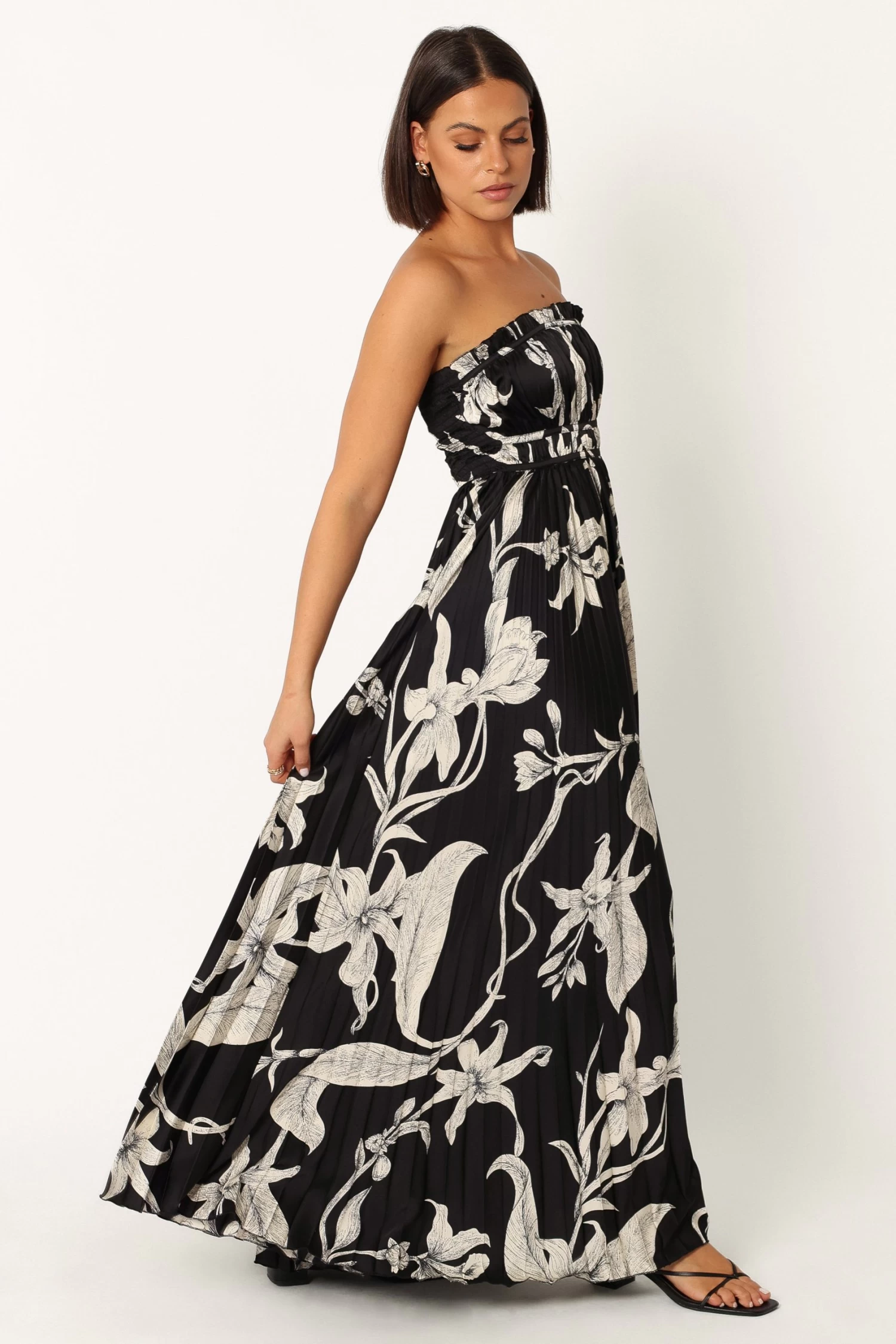 Angelique Strapless Maxi Dress - Black Floral - Image 2