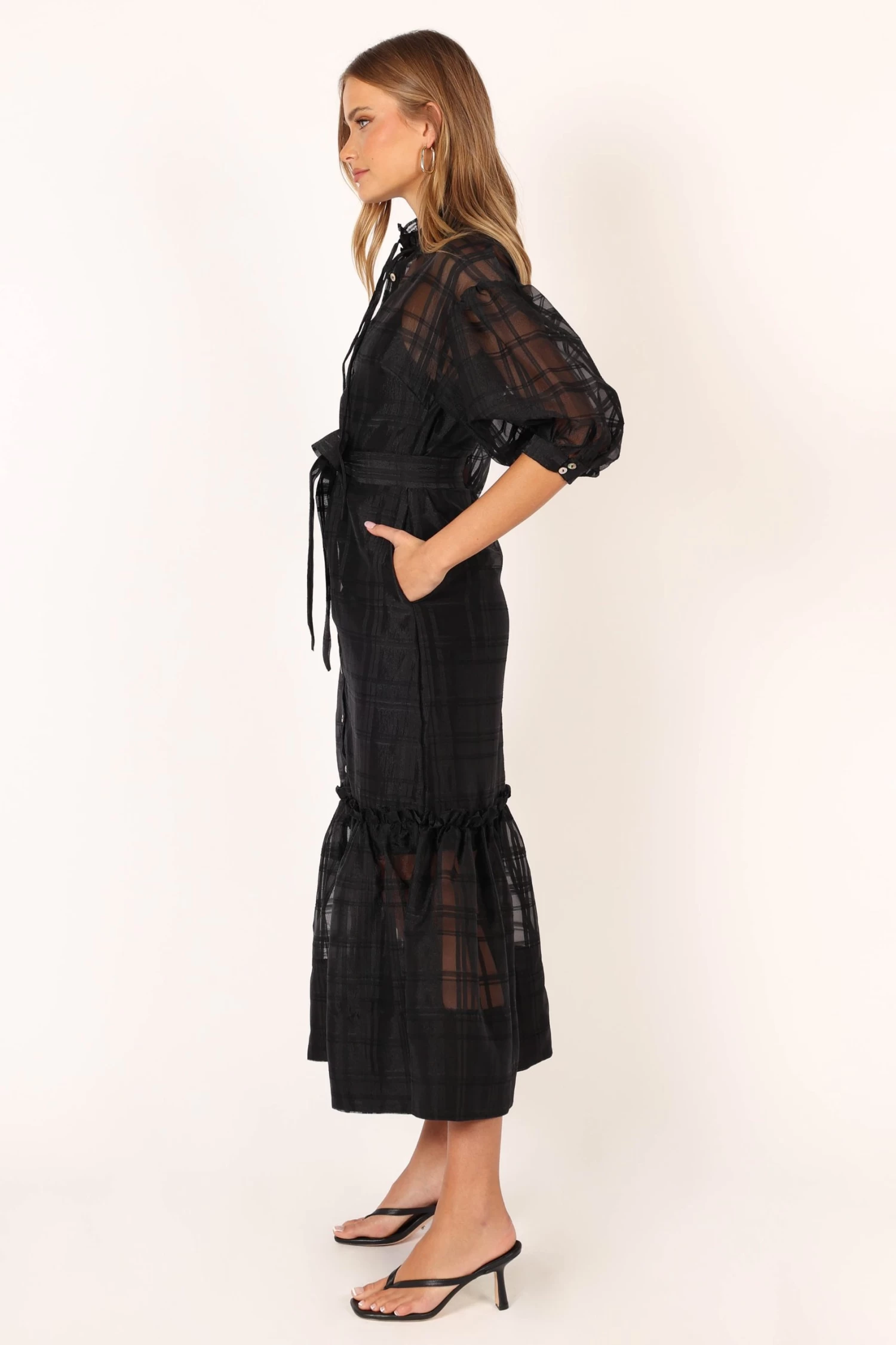 Izzy Long Sleeve Maxi Dress - Black - Image 5