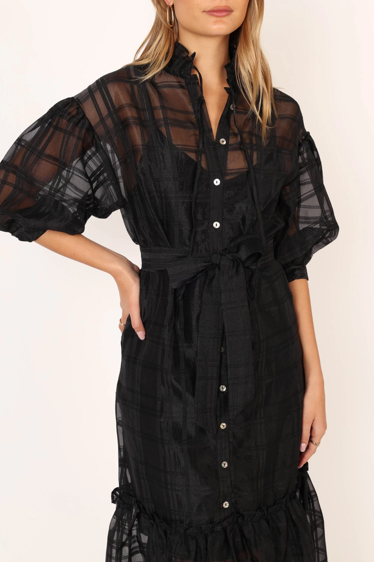 Izzy Long Sleeve Maxi Dress - Black - Image 6