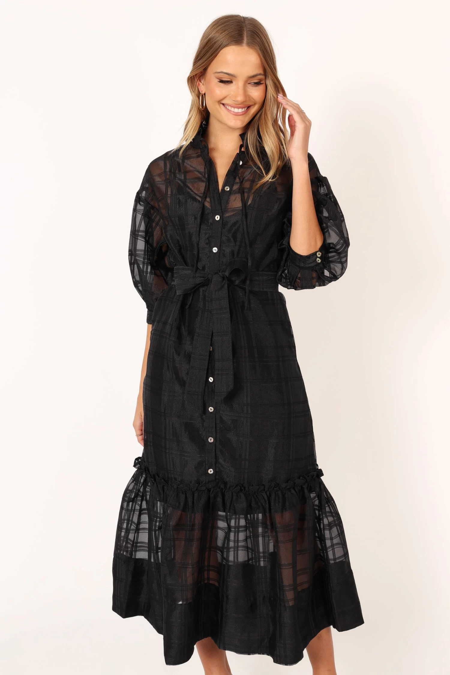 Izzy Long Sleeve Maxi Dress - Black - Image 9