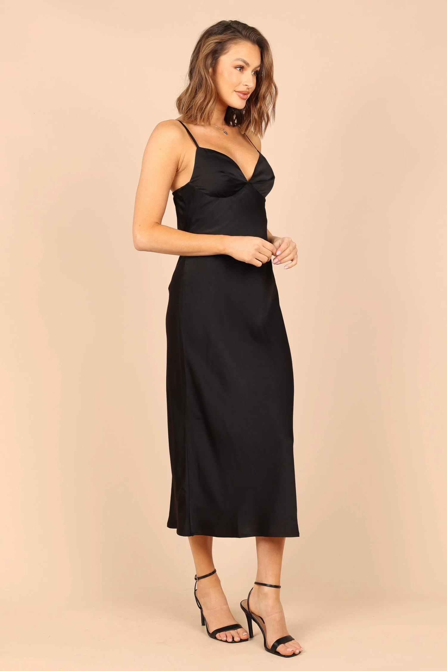 Yorelle Midi Dress - Black - Image 5